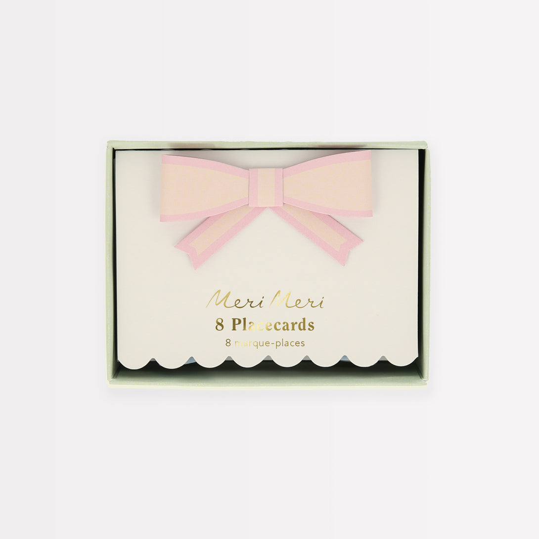The pastel bows on our paper name place cards give a stunning look.