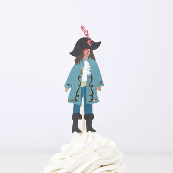 Create amazing pirate cupcakes with our cake toppers and cupcake cases. Image6