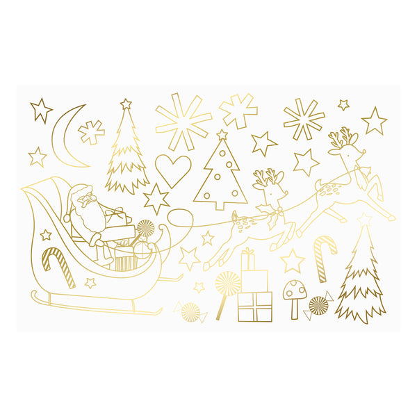 Our Christmas suitcase, in the shape of a gingerbread house, contains a colouring poster, stickers and a puzzle. Image3