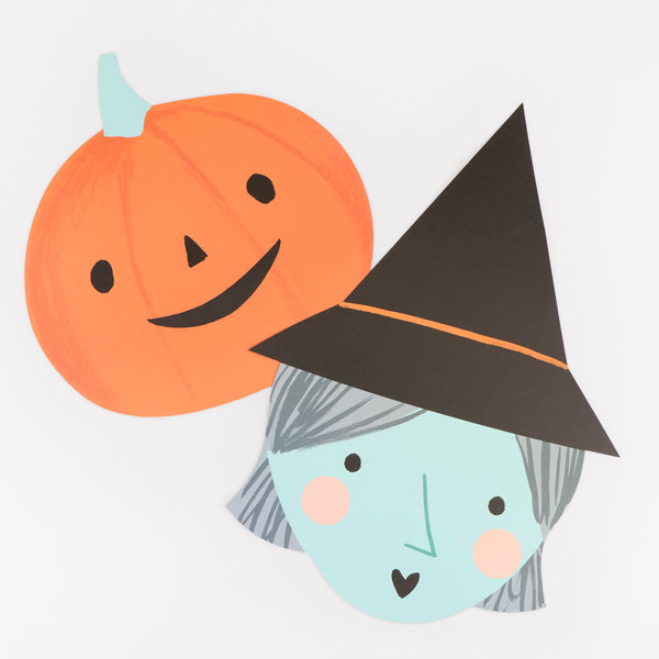 Our Halloween placemats are perfect to protect your table whilst adding a fun decorative look, featuring a witch, skull, black cat and pumpkin. Image2