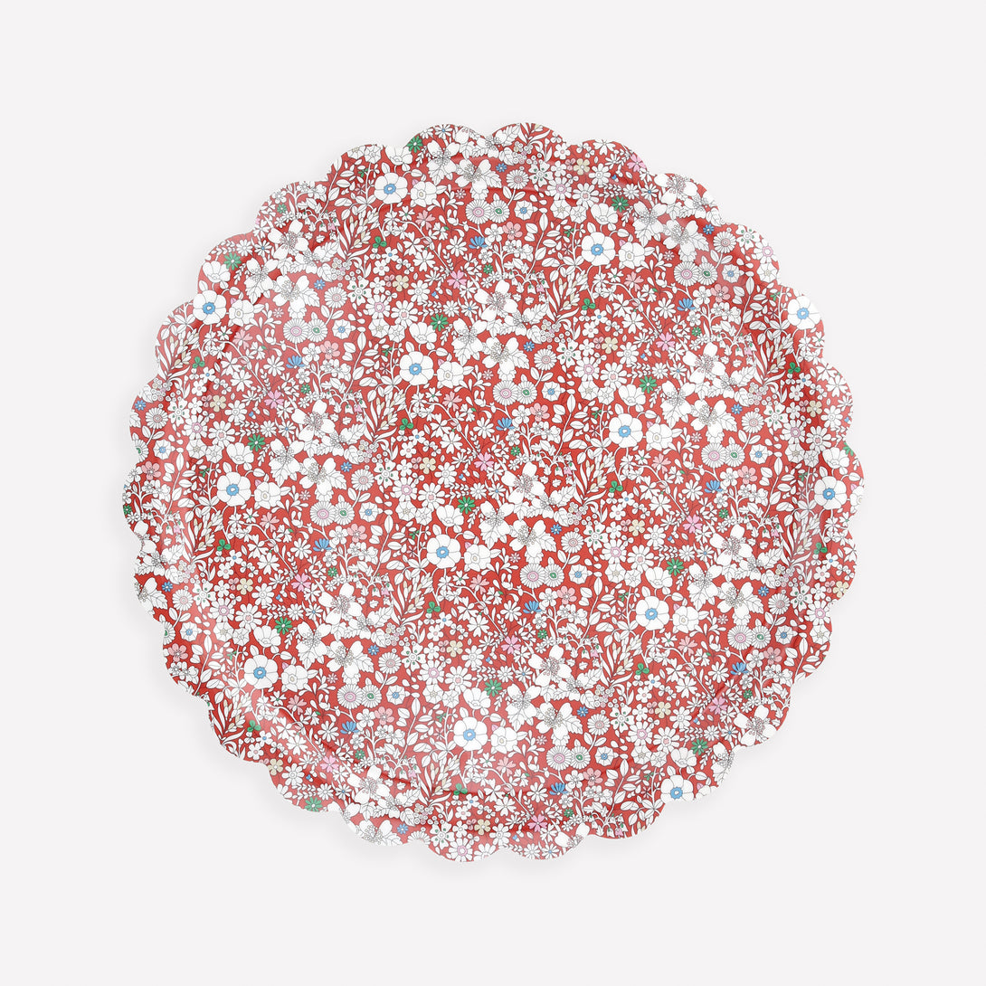 Our floral tray, made from wood and melamine, features a pretty red Liberty print, ideal for use over the festive season. Image1