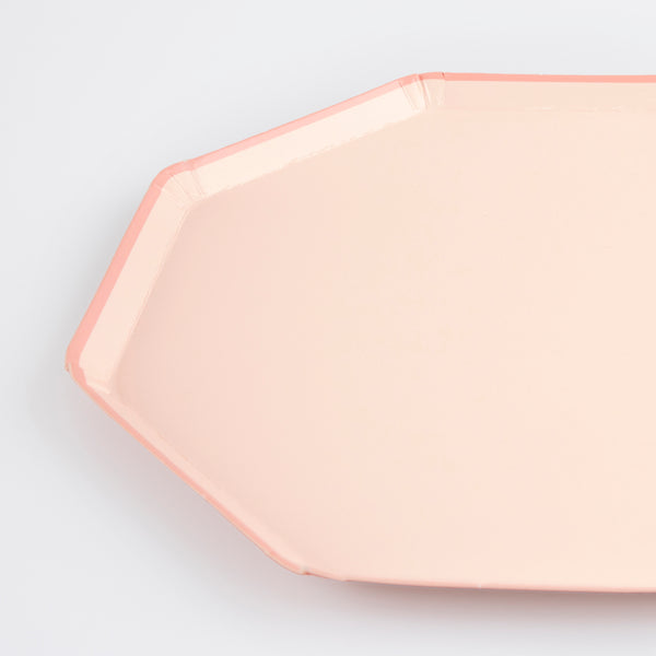 Our paper plates, small plates in a soft pink, are perfect for any pink themed party. Image2