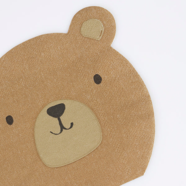 Our bear plates are ideal for a woodland-themed party, picnic, camping party or any outdoor adventure. Image2