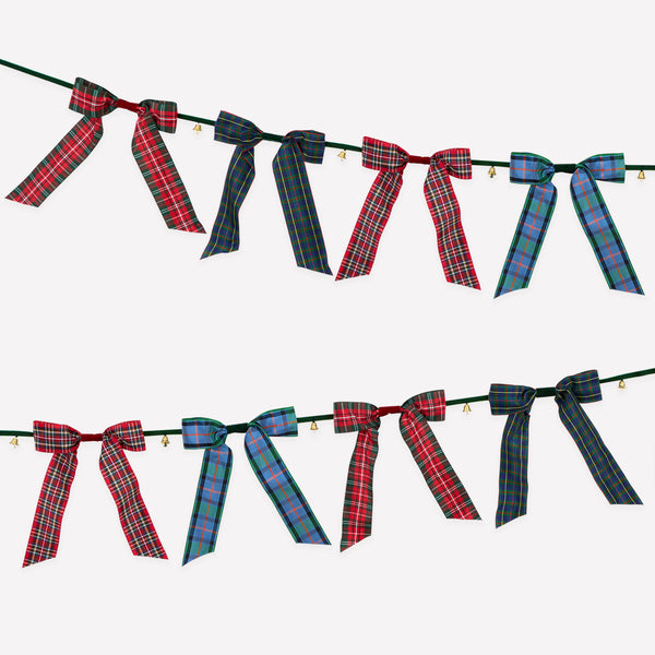 Decorate your Christmas dinner table with our tartan plates, napkins, cups, crackers and add a festive flair with the tartan bow garland. Image2