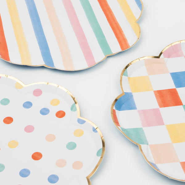 Our decorative plates include spotty plates, checked plates and striped plates in bright colours. Image4
