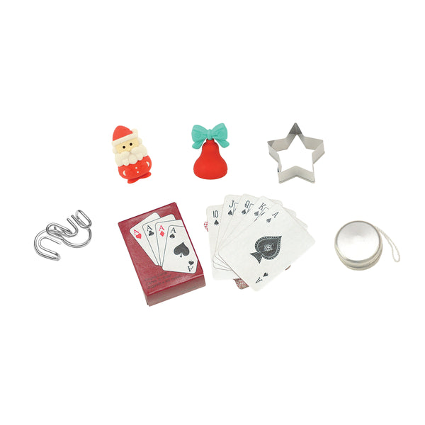 Our luxury Christmas crackers have festive colours, gold foil details and exciting gifts. Image2