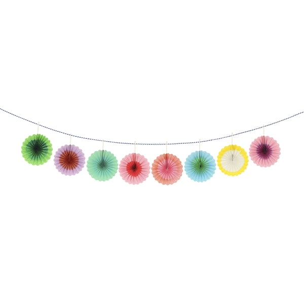 Our mini garland, with colourful honeycomb fans, is perfect to add decorations to any party. Image5
