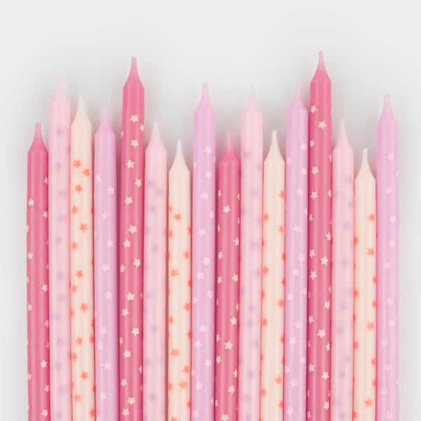Our pink candles, with star details, are ideal as birthday candles for cakes or cupcakes. Image3