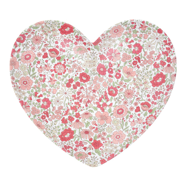 Use our reusable plates, in heart-shaped designs with Liberty designs, to add to your Valentine's Day decor. Image6
