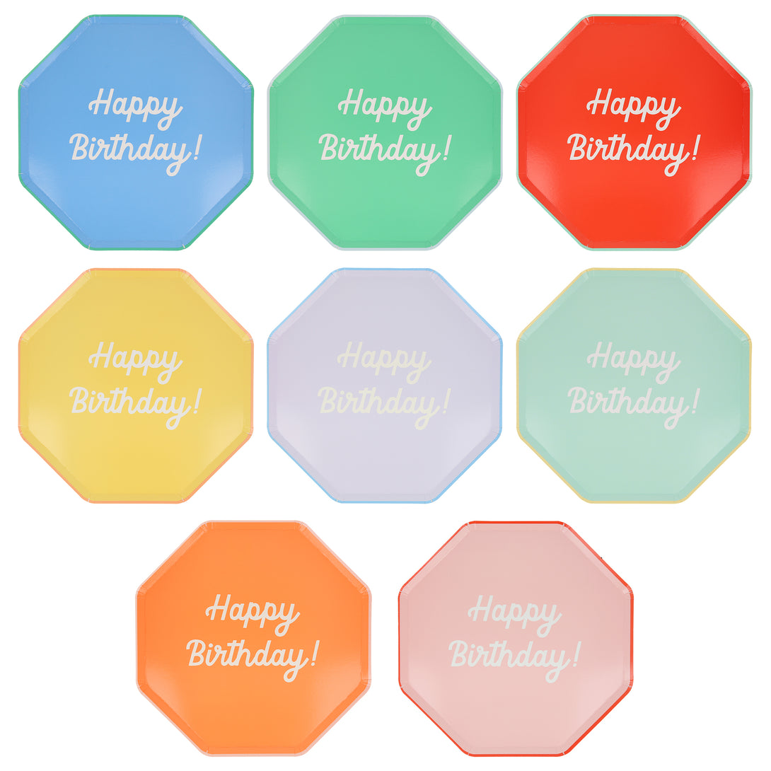 Make a birthday party look amazing with our birthday dinner plates, each set has 8 vibrant paper plates with co-ordinating borders.