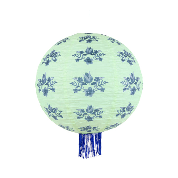 Our paper lanterns set, of three, come in mint, blue and pink, with round, wavy and oval shapes, with blue botanical illustrations and blue tassels. Image7