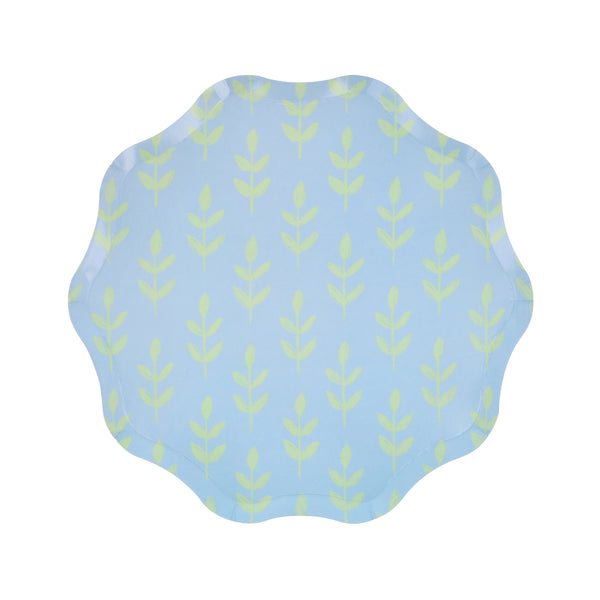 Our side plates, made from quality paper, feature pretty floral designs in summery colours, ideal for chic garden parties and birthdays. Image6