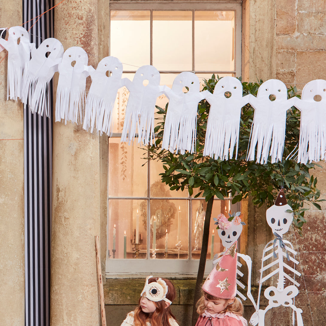 Our large ghost garland has fringed details, and is easy to hang and pack away for use year after year.