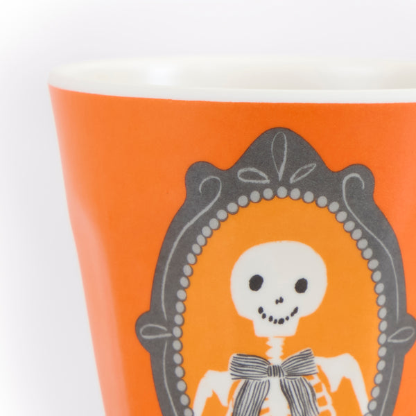 Our Halloween cups with fun character designs are made from a melamine mix, perfect to use again and again for hot and cold drinks. Image3