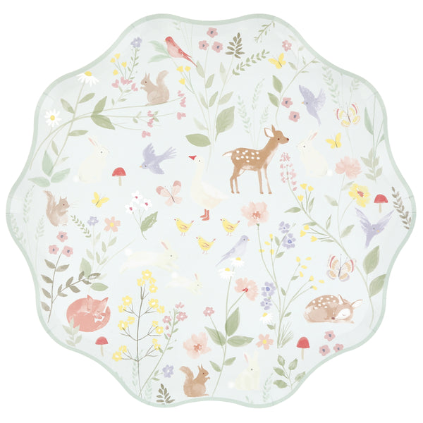 Our paper dinner plates feature beautiful designs of baby animals and flowers on soft colours, perfect for first birthdays and baby showers. Image5