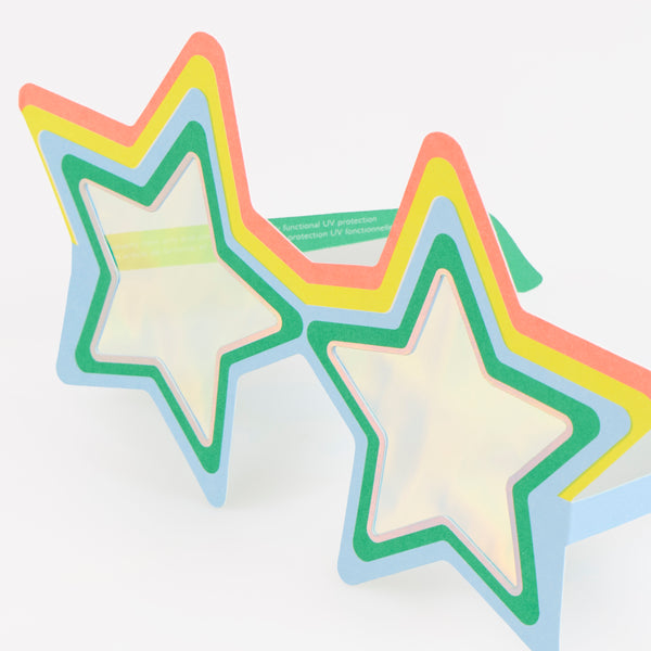 Our party glasses feature fun designs of stars, flowers and mushrooms, with cool coloured lenses, for age 3+ cool style. Image4