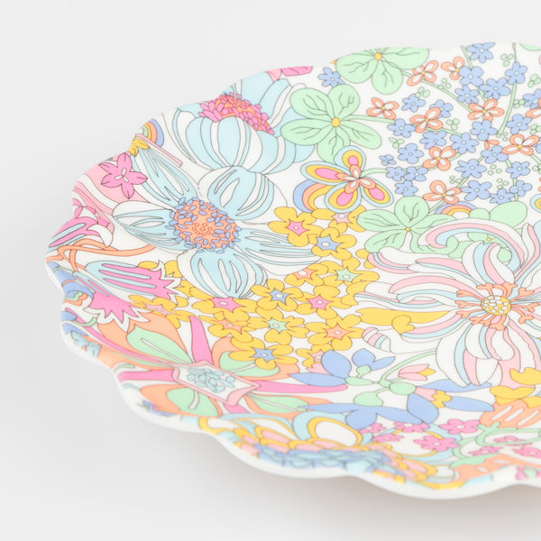 Our party plates are made with melamine and feature a fabulous floral Liberty design, ideal for picnics, garden parties and as side plates. Image3