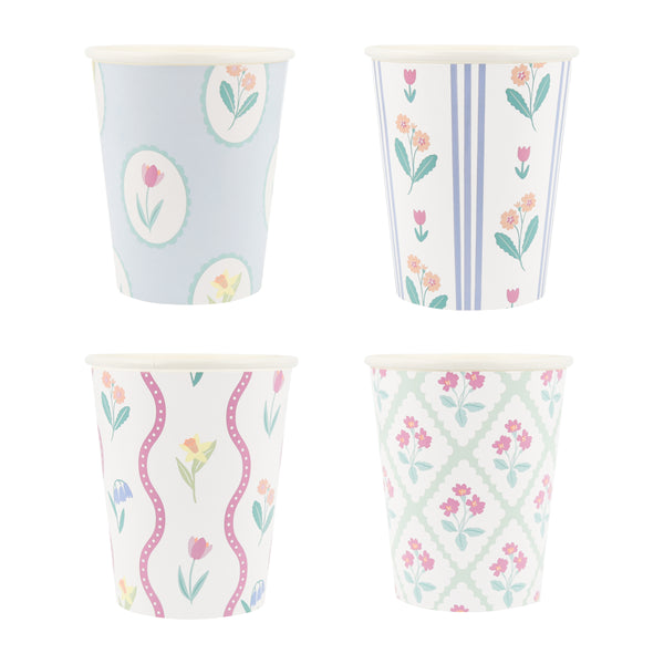 Our party cups, made from high-quality paper with pretty pastel floral designs, are perfect as garden party cups.