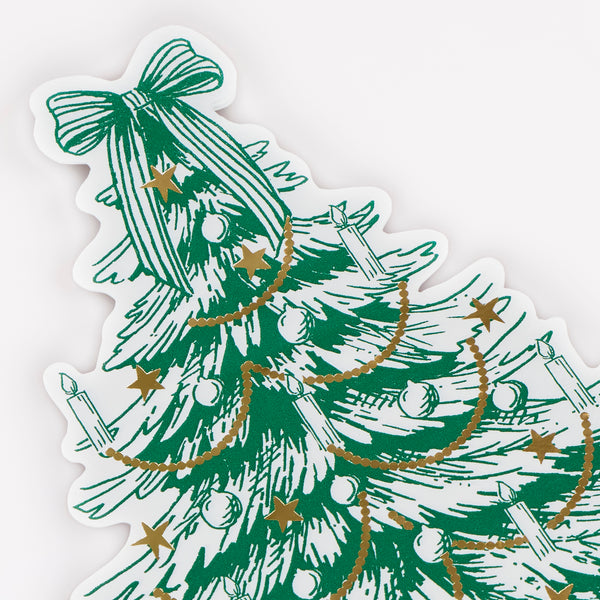 Our elegant Christmas range features a Toile du Jouy design in red and green, with plates, napkins, cups and a stylish paper garland. Image7