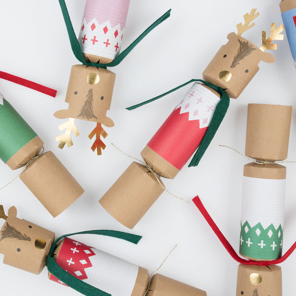 Our reindeer Christmas crackers, are so adorable and will look amazing on your festive party table. Image4