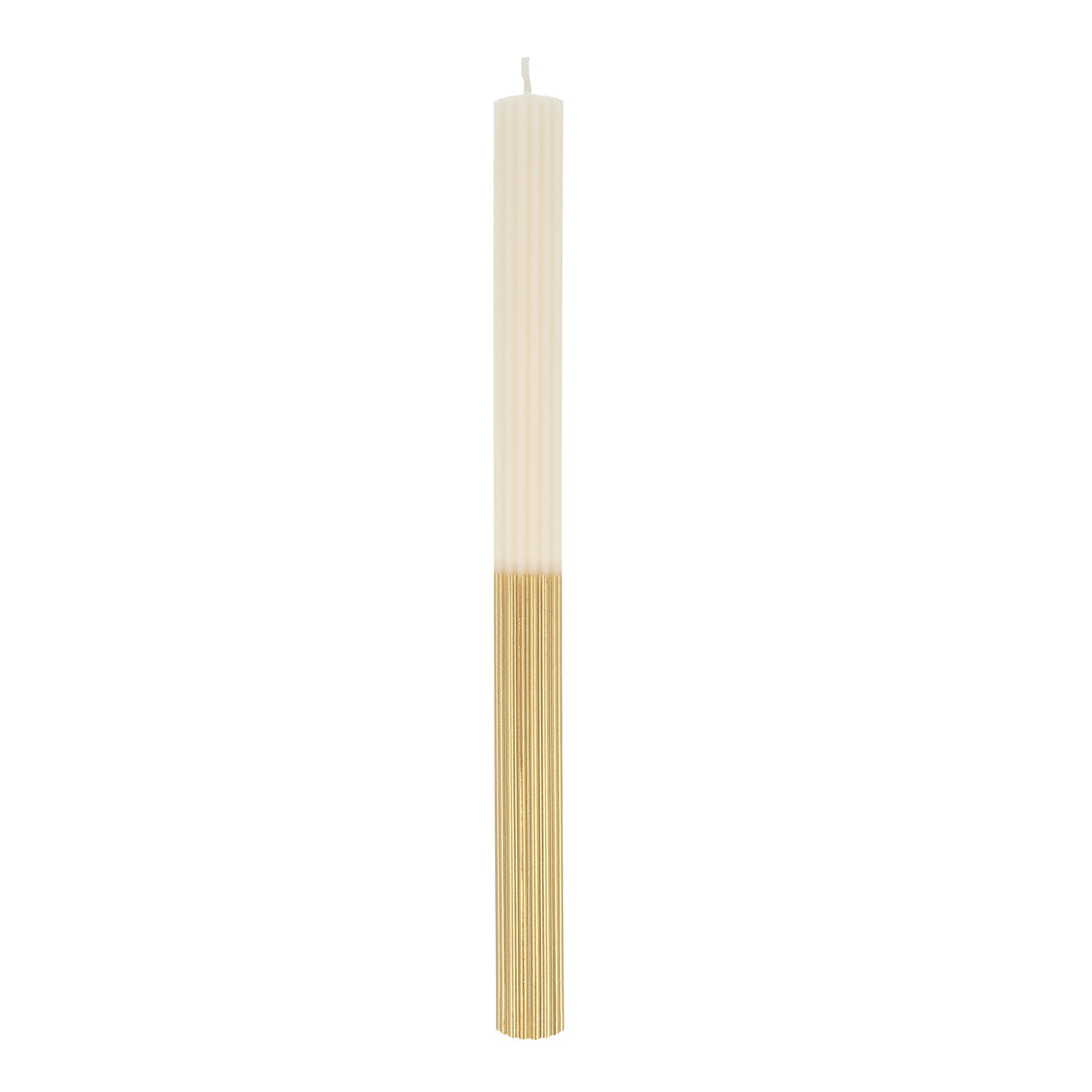 Our gold candles, with an ivory top and gold dipped base, make a wonderful table centrepiece or decoration.