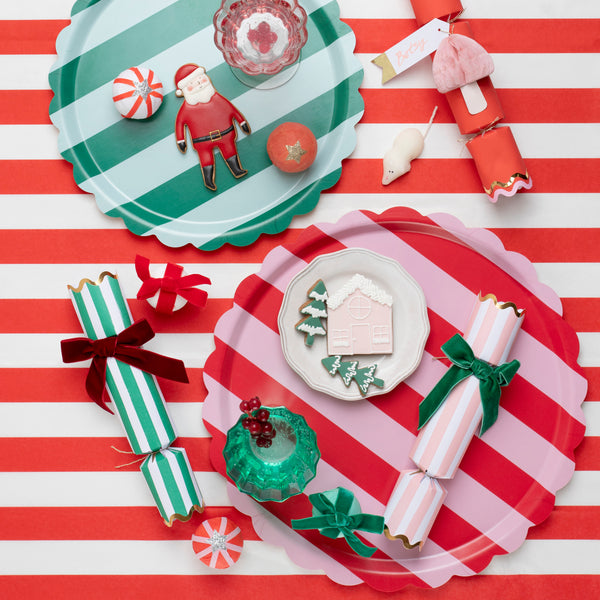 Our red tray, with pink stripes, is the perfect Christmas tray for drinks and snacks or a breakfast tray. Image2