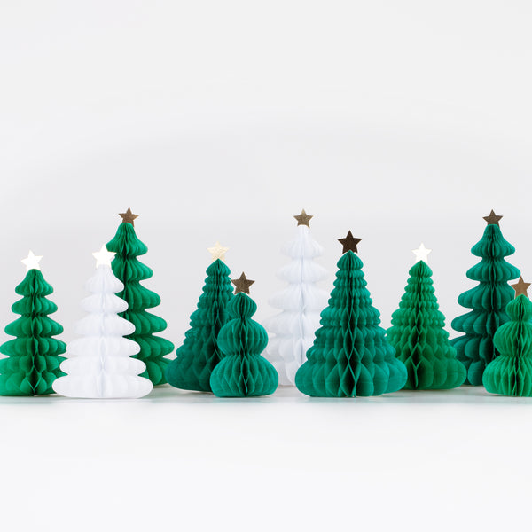Turn your Christmas party room into a winter wonderland with our honeycomb Christmas trees. Image1