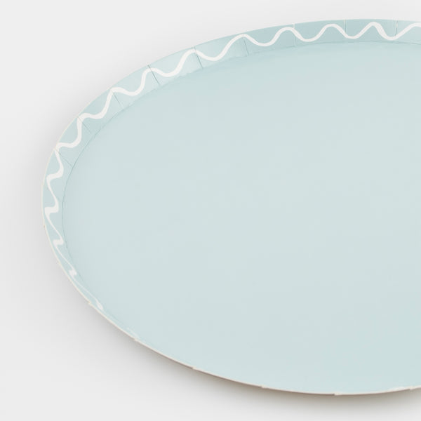 Our paper party plates come in a range of colours for a wonderful display on your party table, ideal to add to your party supplies. Image4