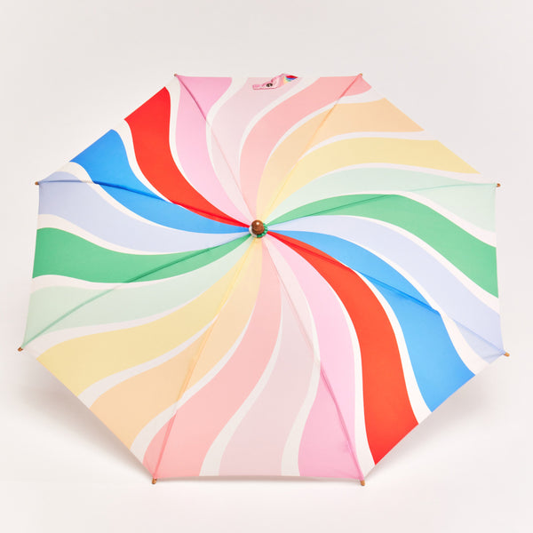 The Duckling is lightweight, durable and features a pinch-proof mechanism Image4