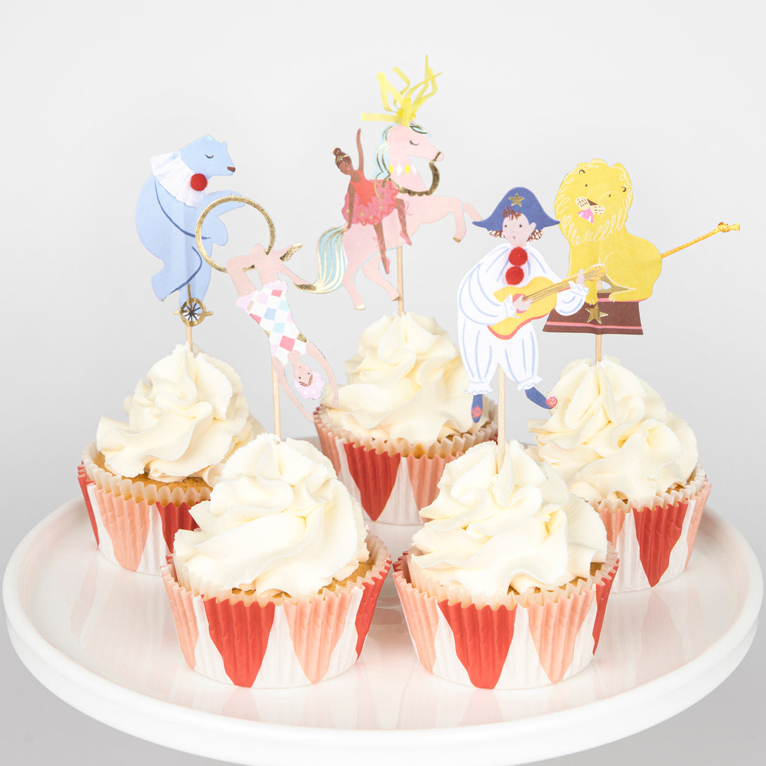 Our special cupcake, with circus icons, is perfect for a circus party.