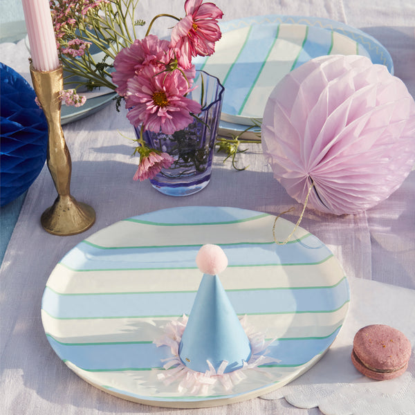 Our recycled plastic plates, with coloured stripes, are reusable for party after party. Image2
