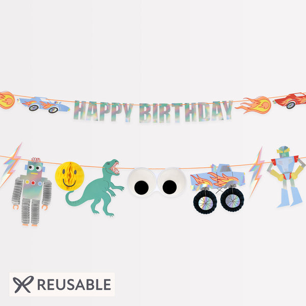 Our special decoration is both a birthday garland and a garland to decorate a bedroom or playroom, with monster trucks and more. Image1