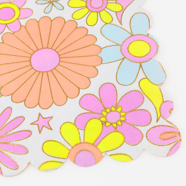 Our 3-ply paper napkins, in a large size, features a groovy vibrant flower power design, ideal for 70s parties or any fun celebration. Image3