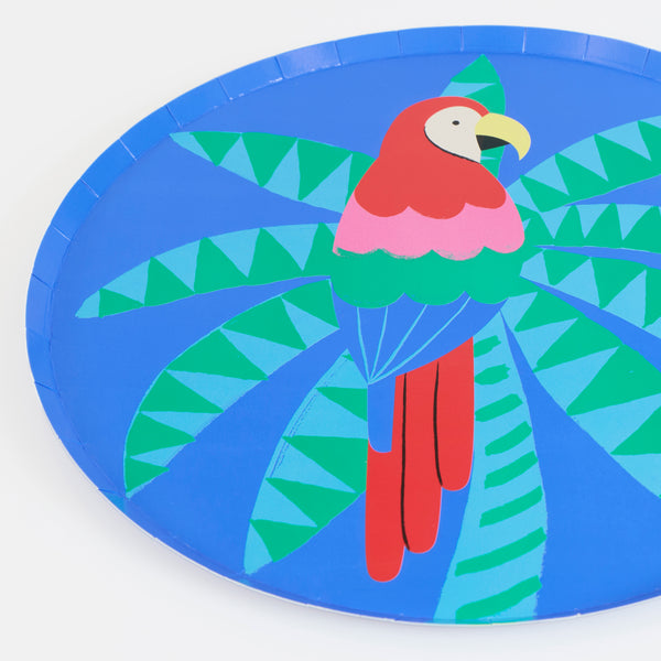 Our paper side plates feature vibrant jungle animals, perfect for jungle party theme. Image4