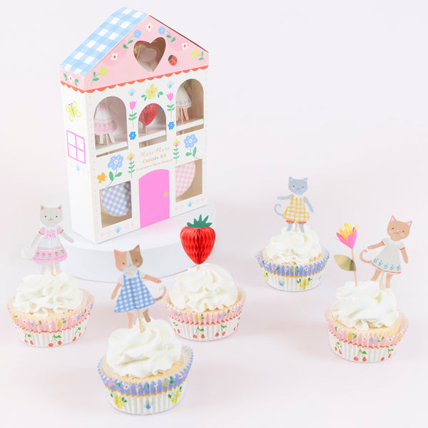 Make amazing cupcakes with our folk-inspired toppers and cupcake cases, featuring adorable kittens, flowers and strawberries. Image3