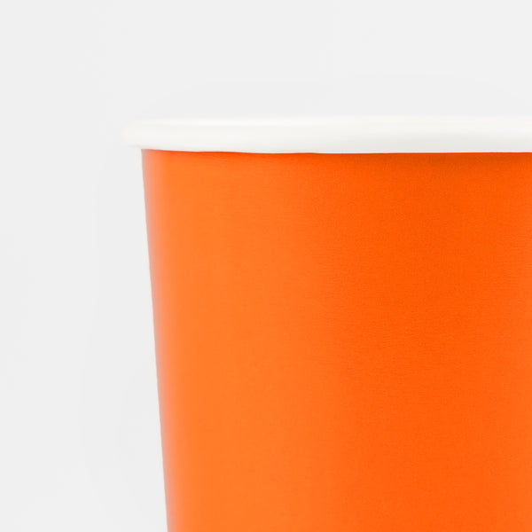 Our orange cups are perfect for birthdays or autumnal meals. Image2