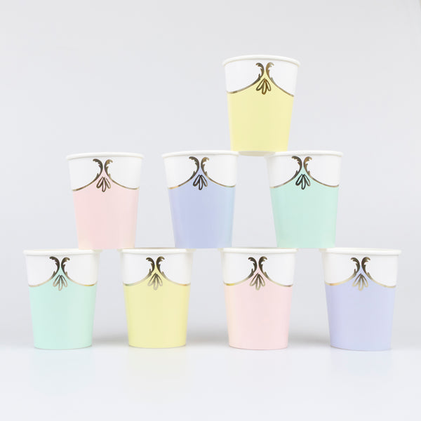 Our party cups are made from high-quality paper, with an elegant Rococo design with pastel shades and shiny gold foil details. Image1
