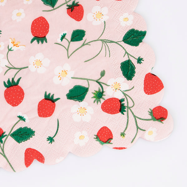 Our strawberry party set includes summery party supplies with strawberry designs, including plates, cups, napkins and a garland.  Image8