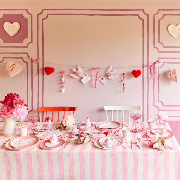 Our pink and red Valentine's plates are heart-shaped and have a pretty floral design. Image2