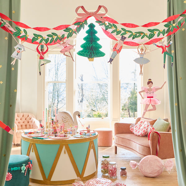 If you're looking for a show-stopping Christmas garland with a traditional theme then our Nutracracker decoration is perfect. Image2