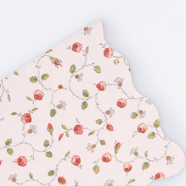 Our small party napkins, with a scalloped border, are ideal for a bridal shower. Image3