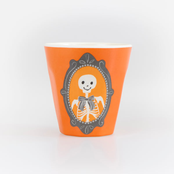 Our Halloween cups with fun character designs are made from a melamine mix, perfect to use again and again for hot and cold drinks. Image4