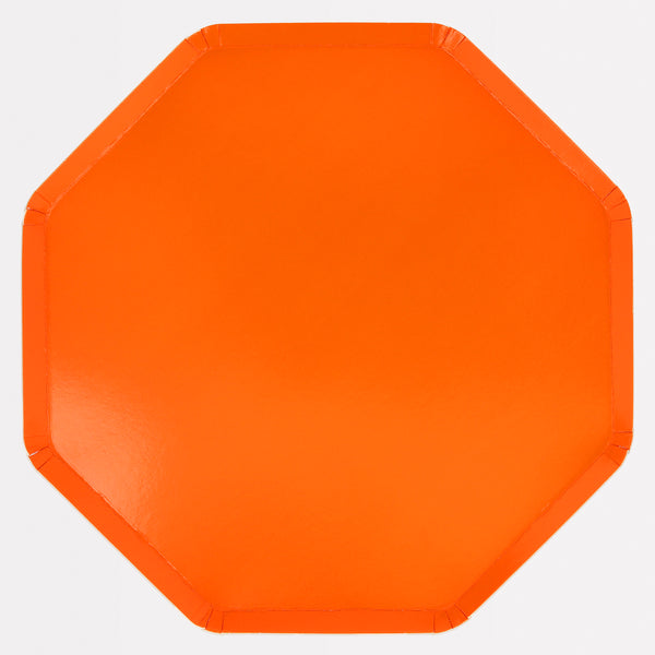 Our orange dinner plates will give warmth and colour to any special party.