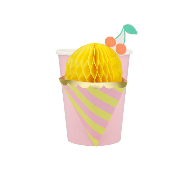 Our paper cups feature fun honeycomb ice cream designs, and are suitable for hot or cold drinks. Image7
