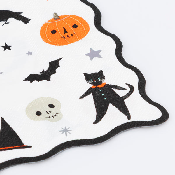 Our paper napkins feature fun Halloween characters and colours to make your Halloween party look magical. Image3