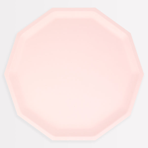 Our compostable pink plates, made from bamboo and sugar cane, are ideal for a princess party, fairy party or baby shower. Image1