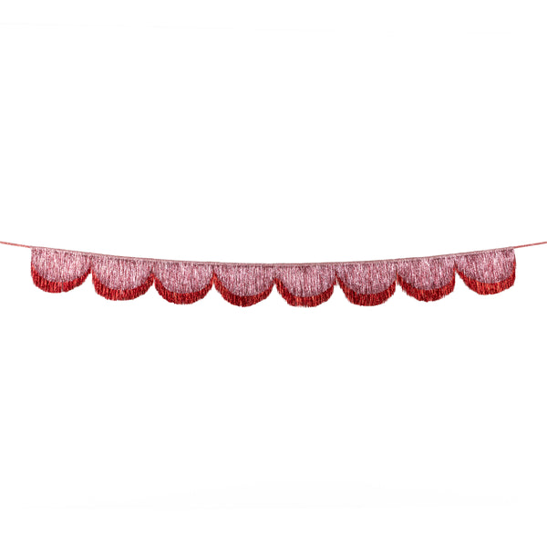 Use our pink tinsel garland to make your Christmas celebrations and New Year parties look vibrant and stylish. Image3