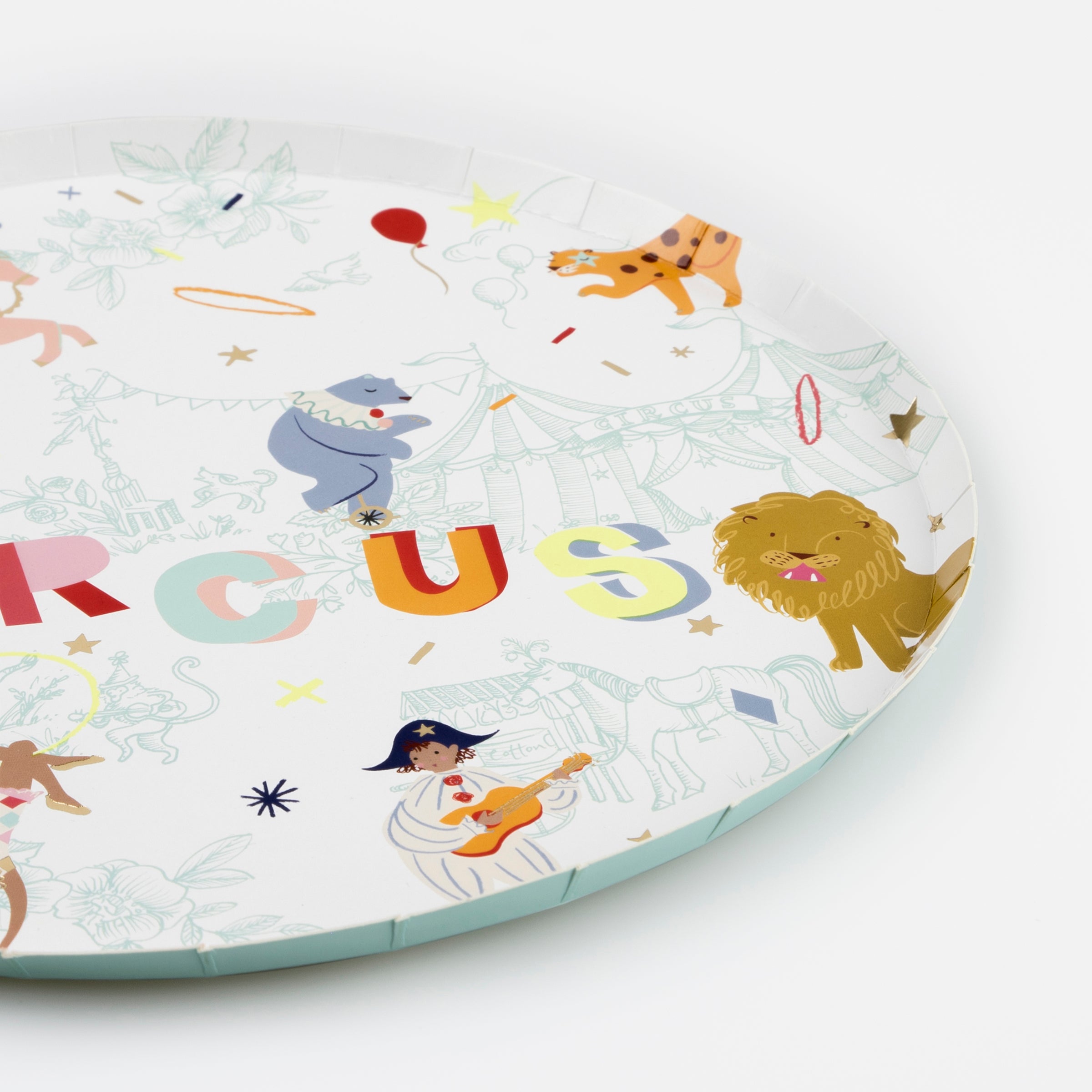 Our party plates feature classic circus icons, make these plates ideal for a circus themed party.