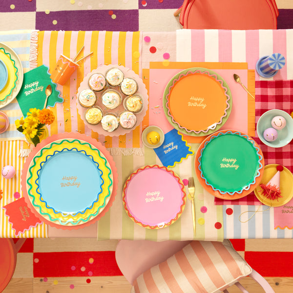 Our dinner plates are made especially as birthday party plates, with bright colours and a Happy Birthday message in shiny gold foil. Image2