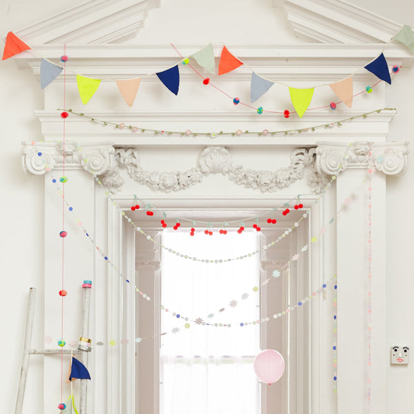 Multicolour Knitted Flag Garland Image6